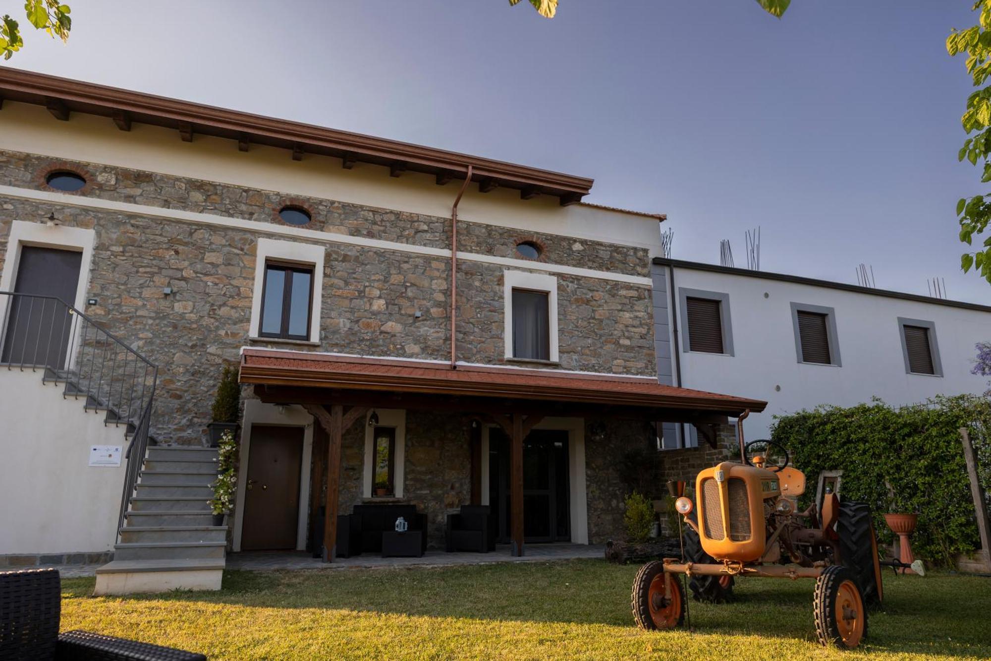 Villa Agri Charme Tenuta Picilli Albanella Exterior foto